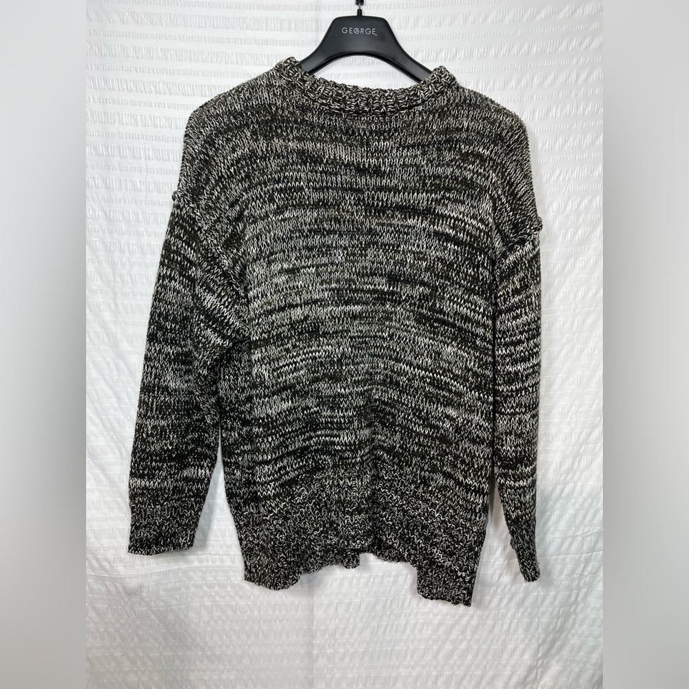 DISSH Women’s Oversized Green, Black, and White Knit Sweater Size Small